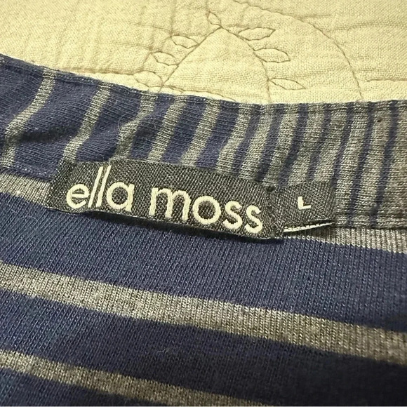 Ella Moss Striped Blue Gray Long Tab Sleeve Top Size L - Picture 8 of 9